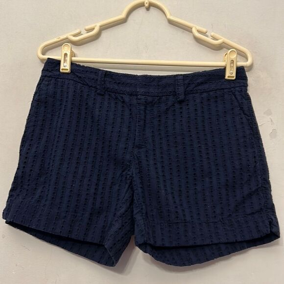 Banana Republic navy eyelet shorts Size 2 EUC - Picture 1 of 7